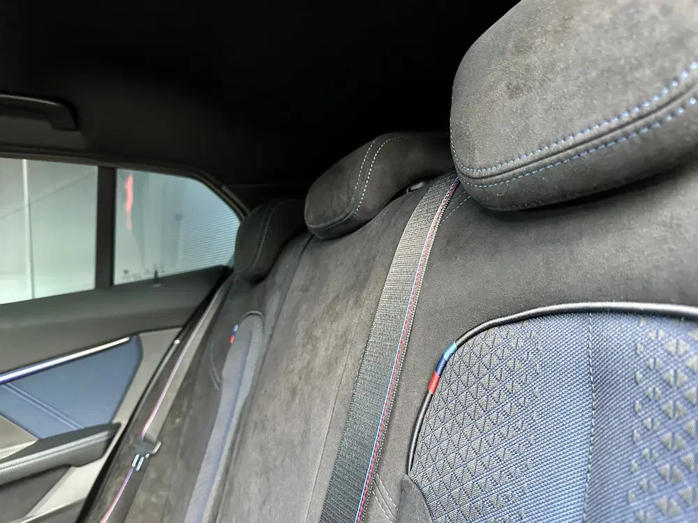 BMW 1-serie 118i AUT M-SPORT uit 2020, foto 12