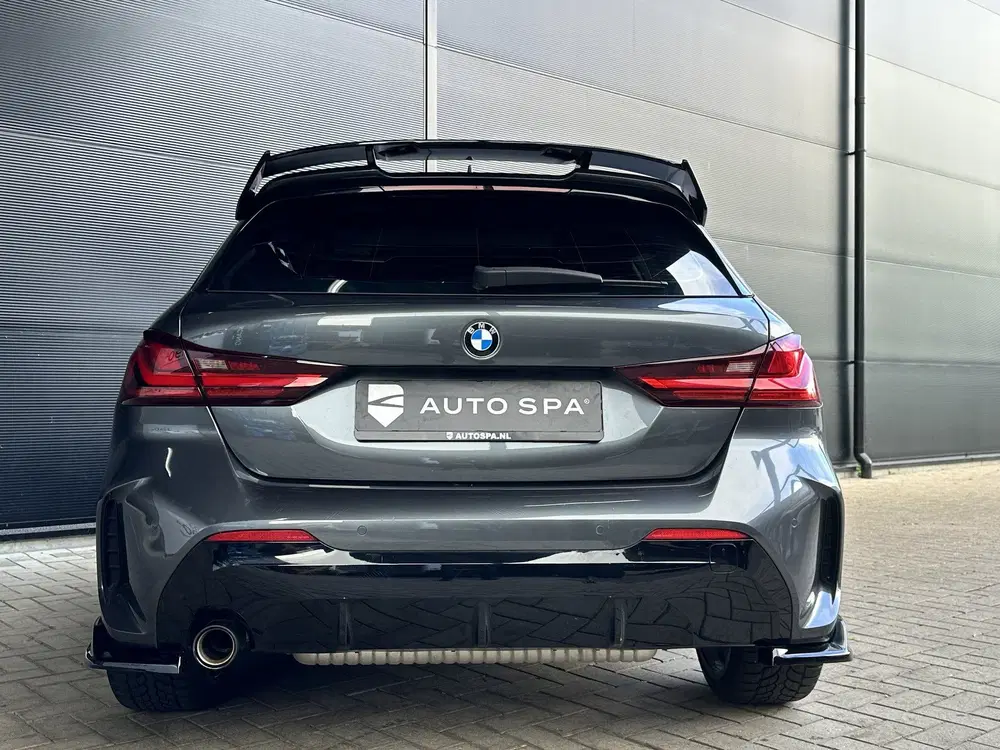 BMW 1-serie 118i AUT M-SPORT uit 2020, foto 13