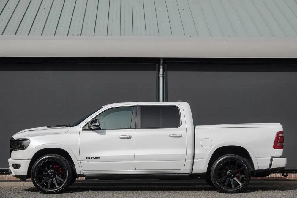 Dodge RAM 5.7 V8 401Pk 4x4 Crew Cab uit 2019, foto 4