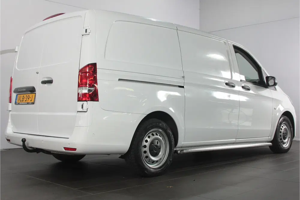 Mercedes-Benz Vito 114 CDI Lang uit 2021, foto 2