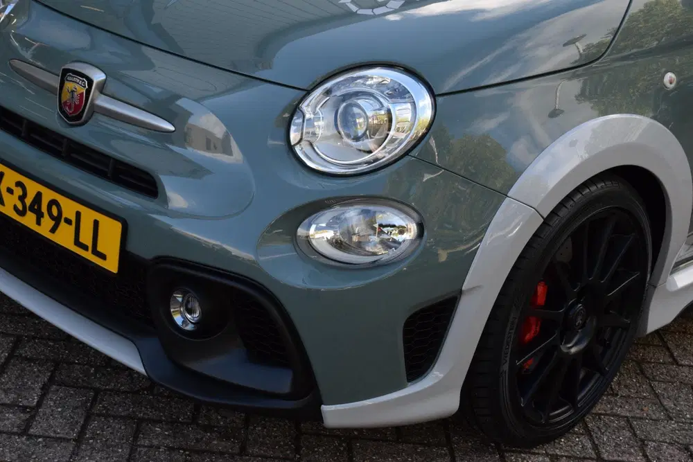 Fiat 500 1.4 T-Jet 180pk Abarth uit 2021, foto 9