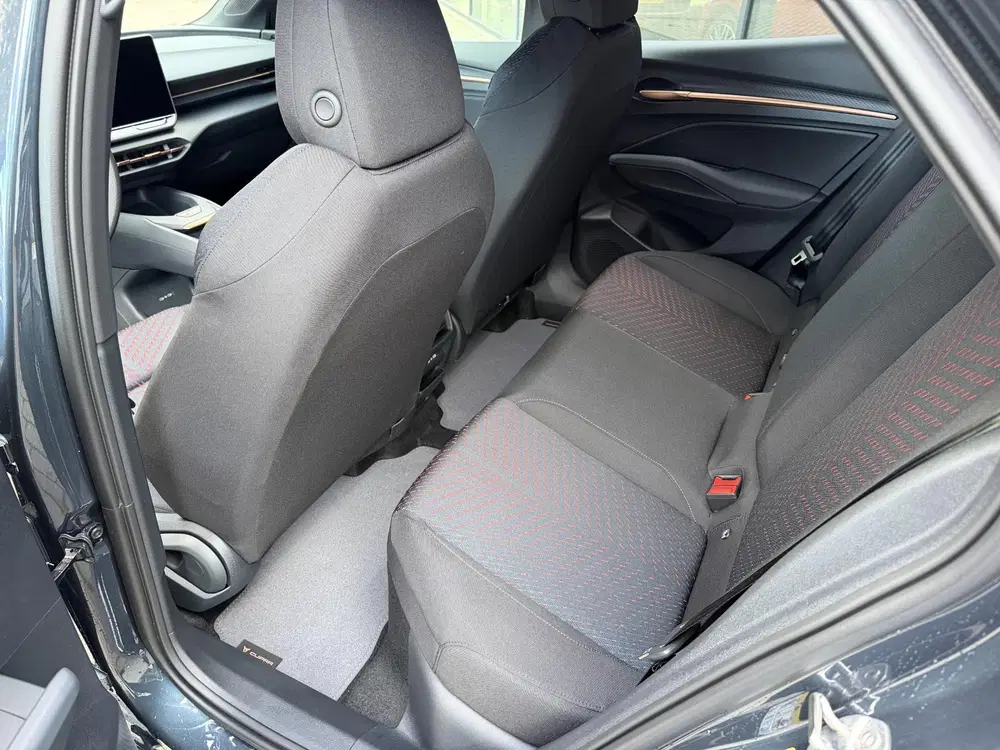 Cupra Raval Business 39 kWh 135 PK uit 2026, foto 8