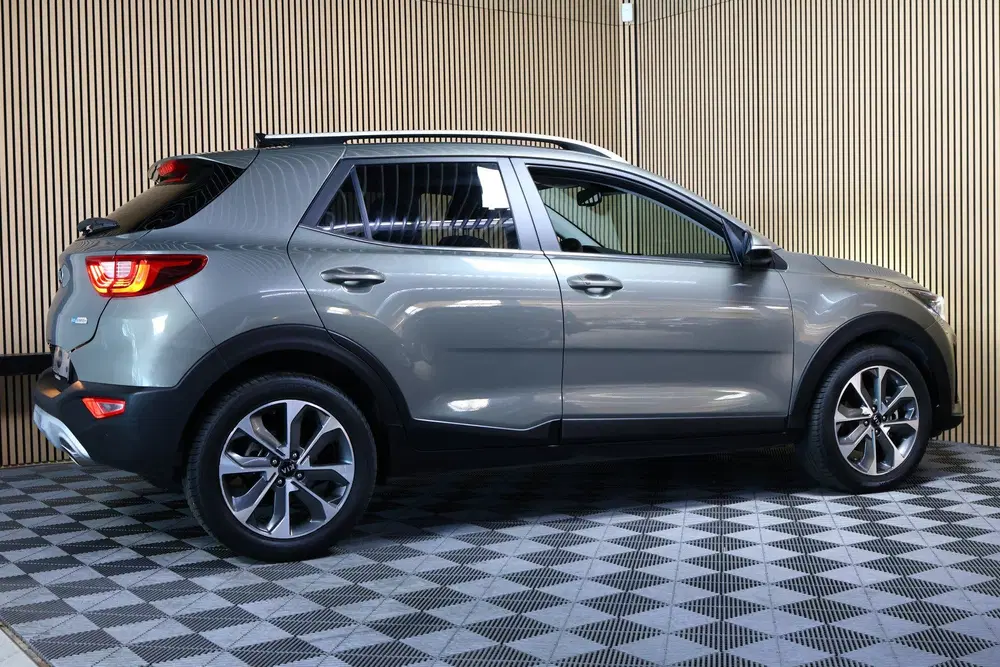 Kia Stonic 1.0 T-GDI Hybrid LEDER CARPLAY NAVI CAMERA uit 2021, foto 6