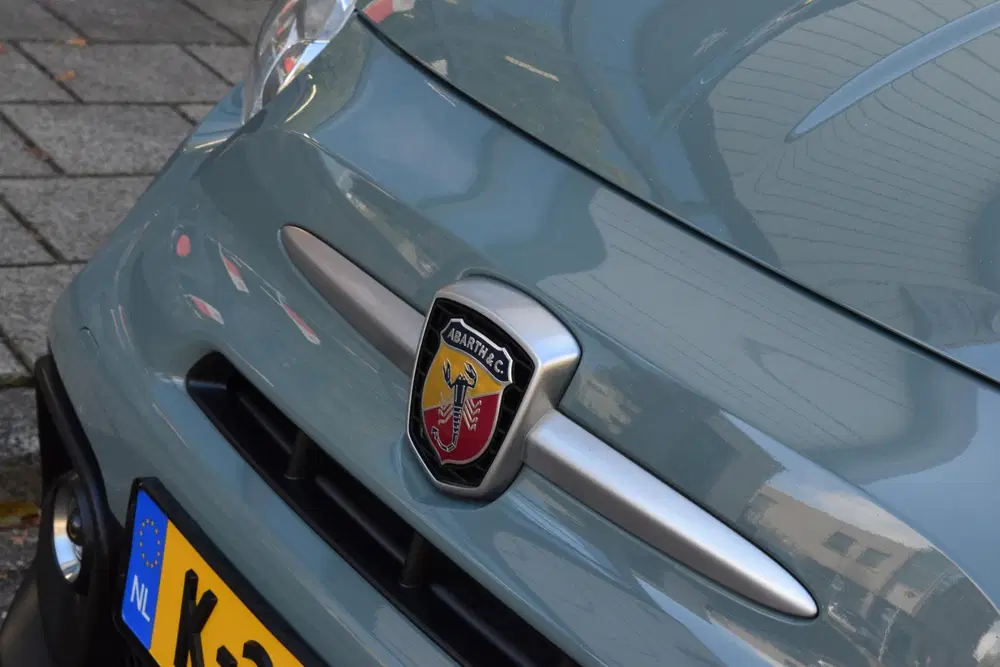 Abarth 500 1.4 T-Jet 180pk uit 2021, foto 10