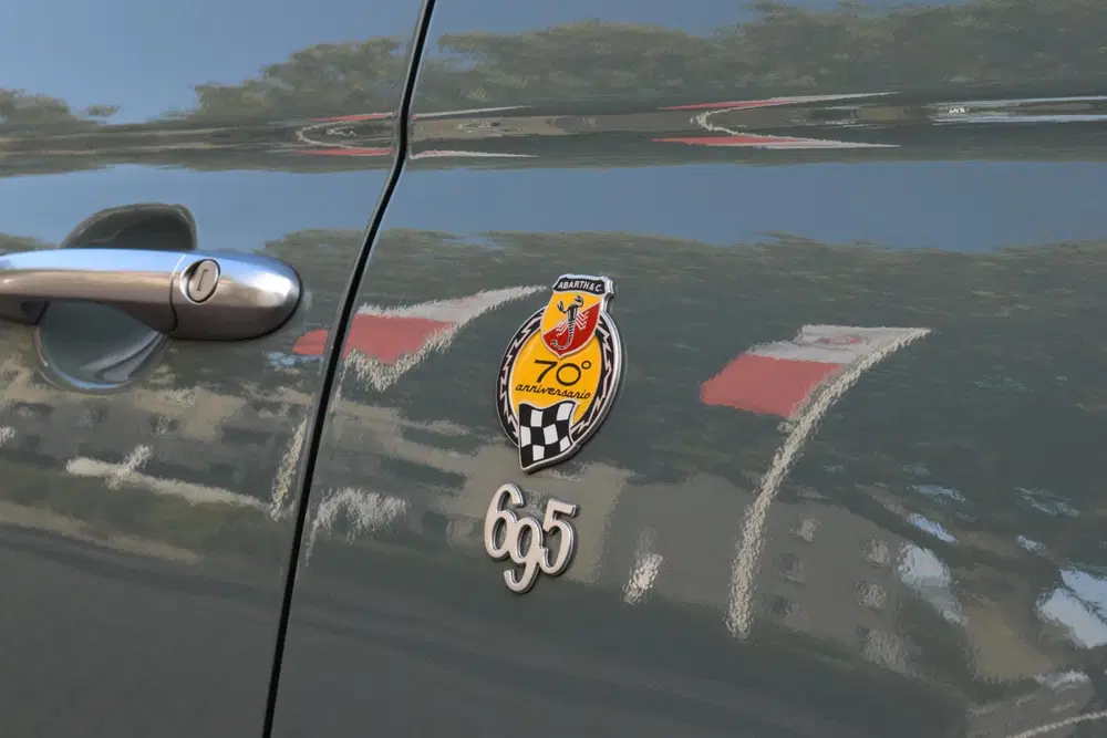 Abarth 500 1.4 T-Jet 180pk uit 2021, foto 14
