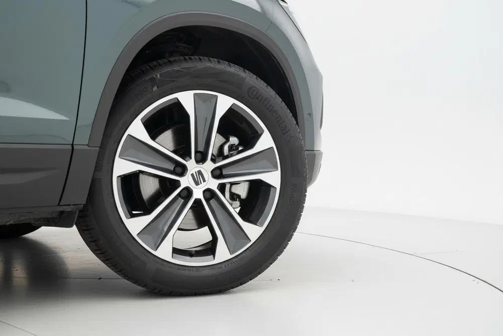 SEAT Ateca 1.5 TSI AUTOMAAT CAMERA PANO CARPLAY uit 2021, foto 4