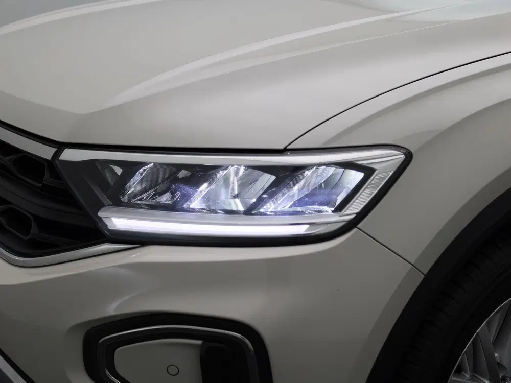 Volkswagen T-Roc 1.5 TSI Life 150 PK uit 2023, foto 15