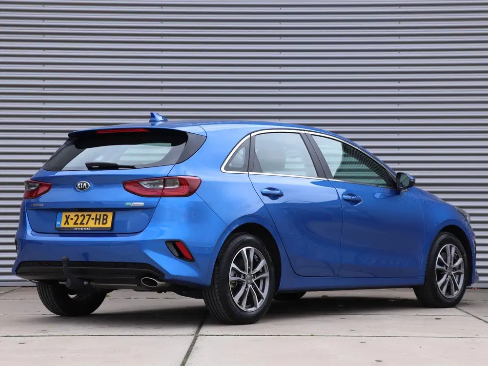Kia Ceed 1.5 T-GDi DynamicPlusLine Automaat *JBL-au uit 2022, foto 2