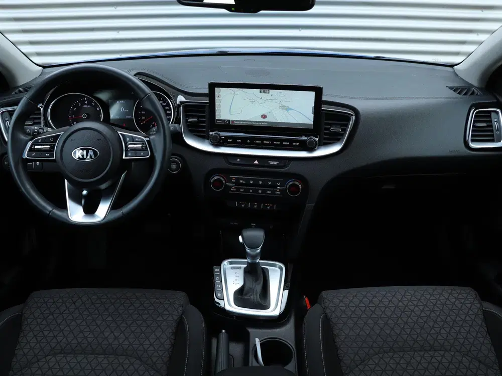 Kia Ceed 1.5 T-GDi DynamicPlusLine Automaat *JBL-au uit 2022, foto 3
