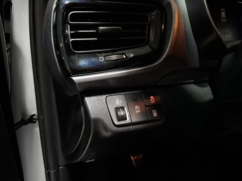 Kia Stonic 1.0 T-GDi MHEV DynamicLine Apple Carplay uit 2024, foto 13