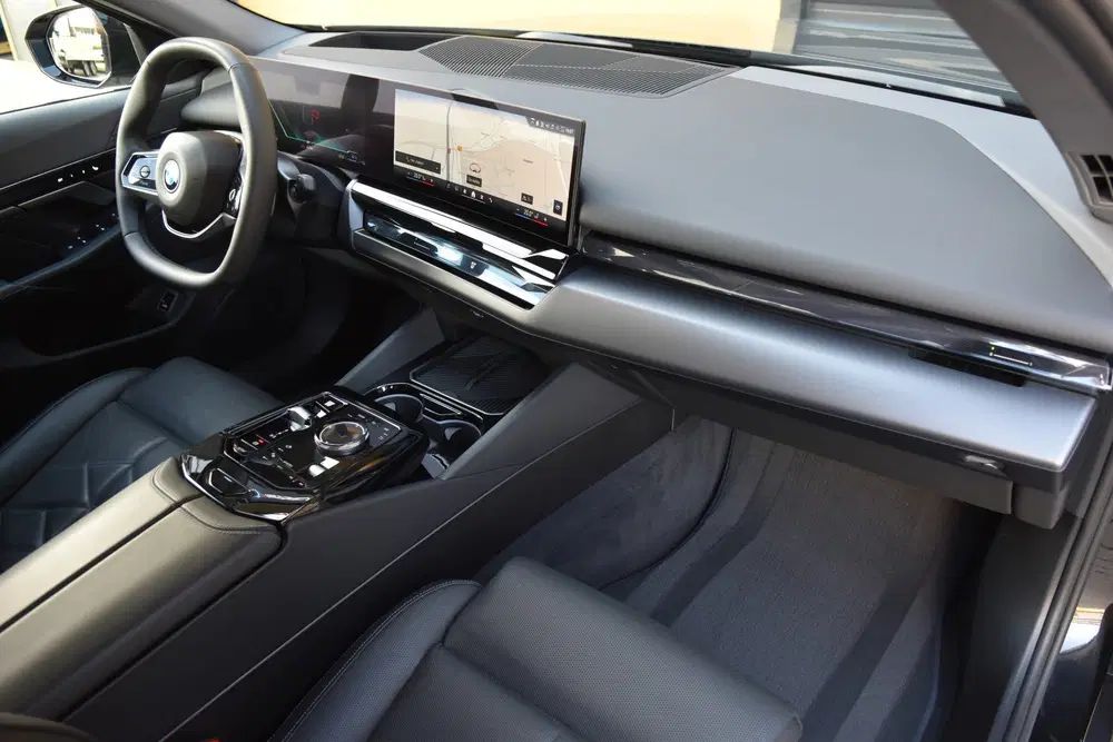 BMW 5-serie 5 Serie 550e xDrive * Harman uit 2024, foto 13