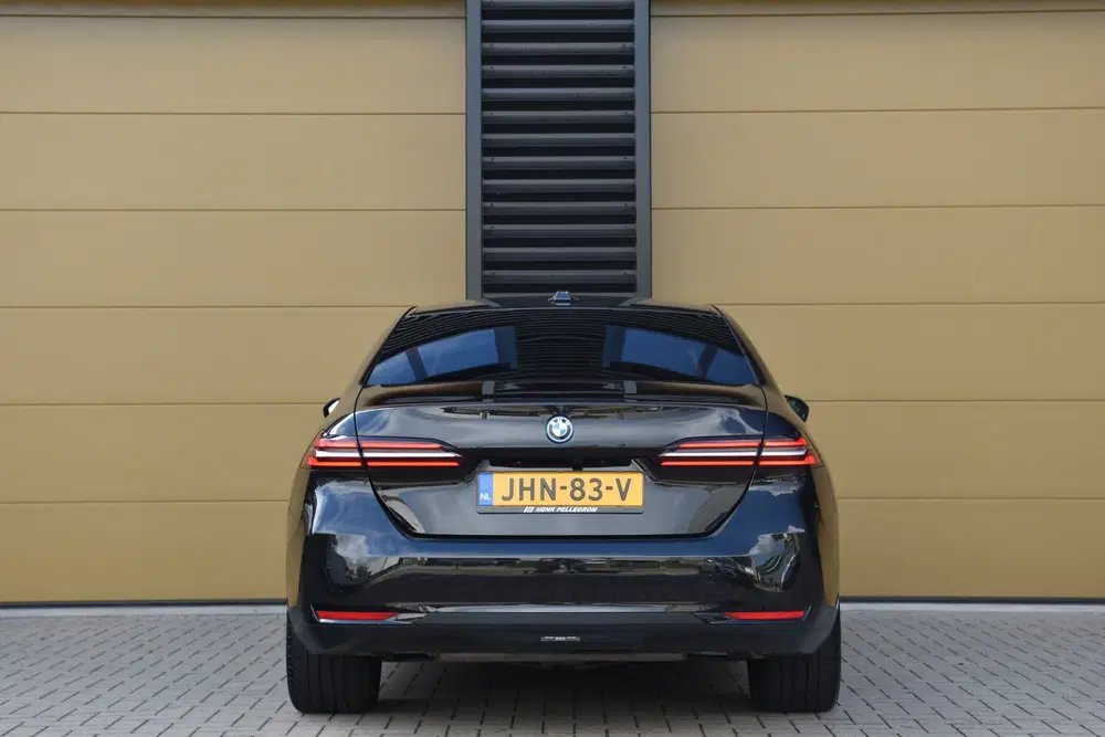 BMW 5-serie 5 Serie 550e xDrive * Harman uit 2024, foto 6
