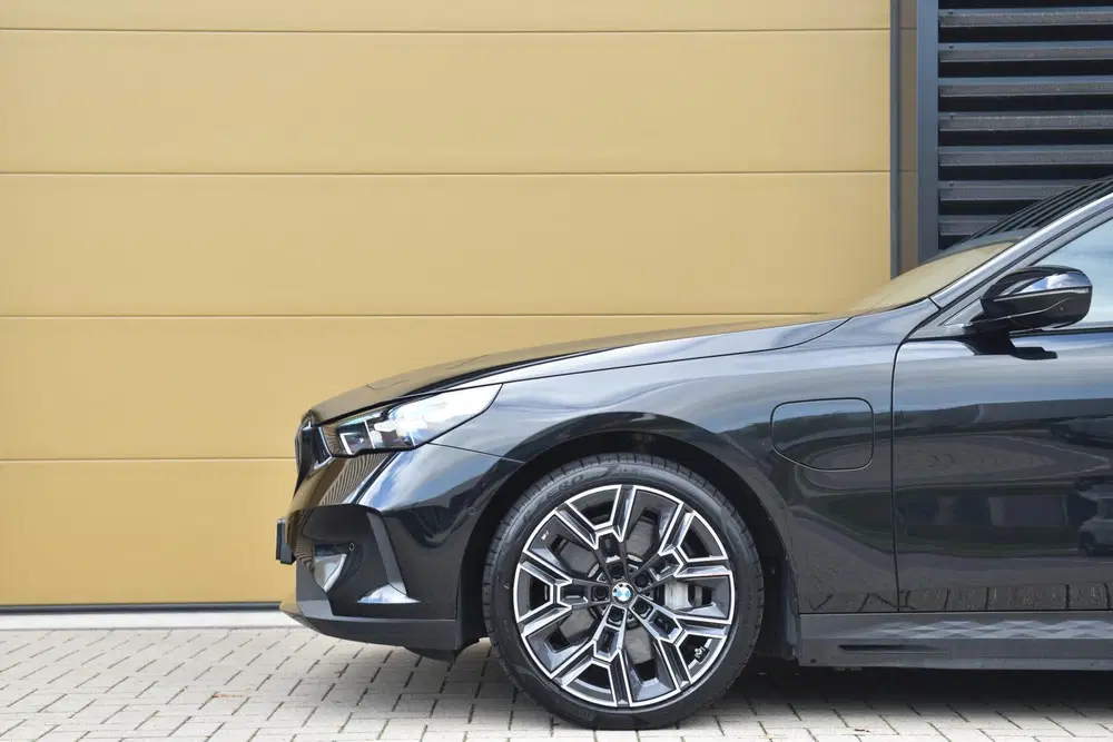 BMW 5-serie 5 Serie 550e xDrive * Harman uit 2024, foto 7