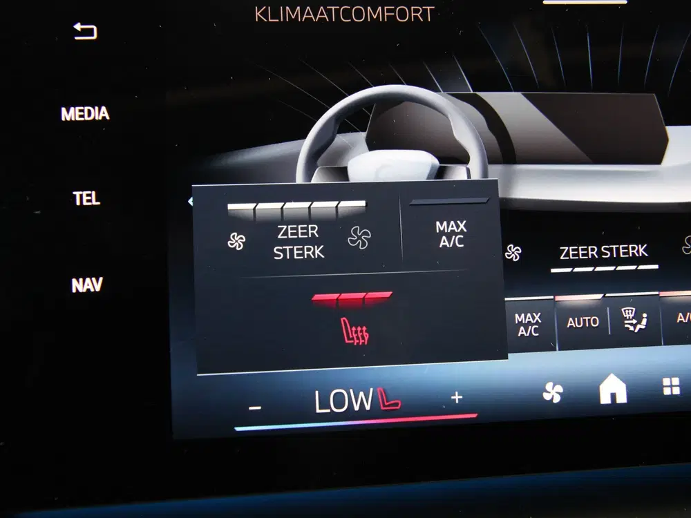 BMW 1-serie 120 M Sport Pro uit 2026, foto 15