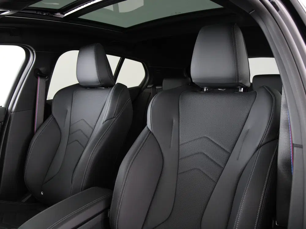 BMW 1-serie 120 M Sport Pro uit 2026, foto 5