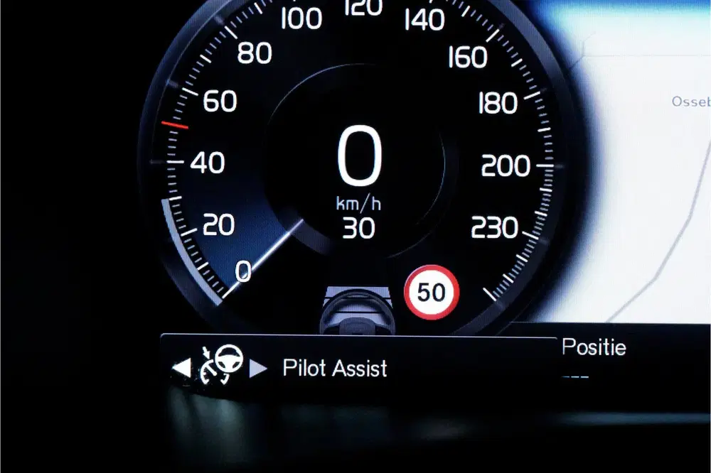 Volvo XC40 1.5 T4 155kW uit 2021, foto 14