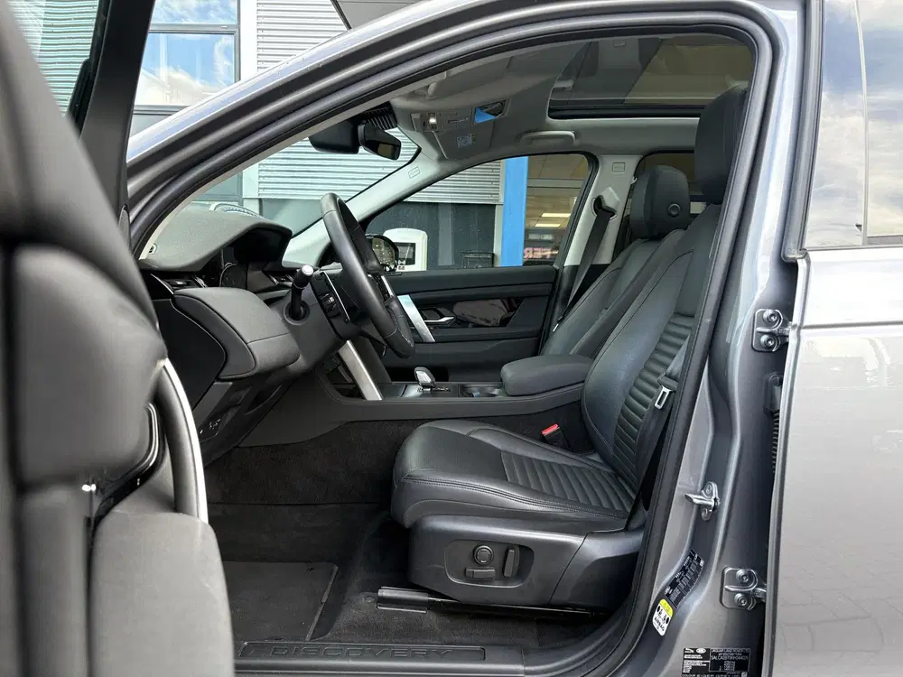 Land Rover Discovery Sport 1.5 P300e PHEV S uit 2024, foto 13