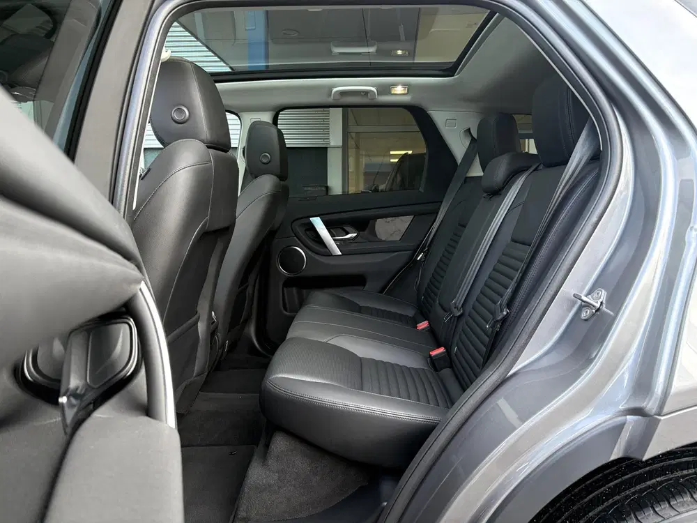 Land Rover Discovery Sport 1.5 P300e PHEV S uit 2024, foto 14