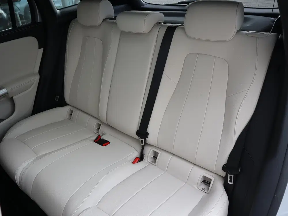 Mercedes-Benz GLA 250 e Star Edition uit 2025, foto 13