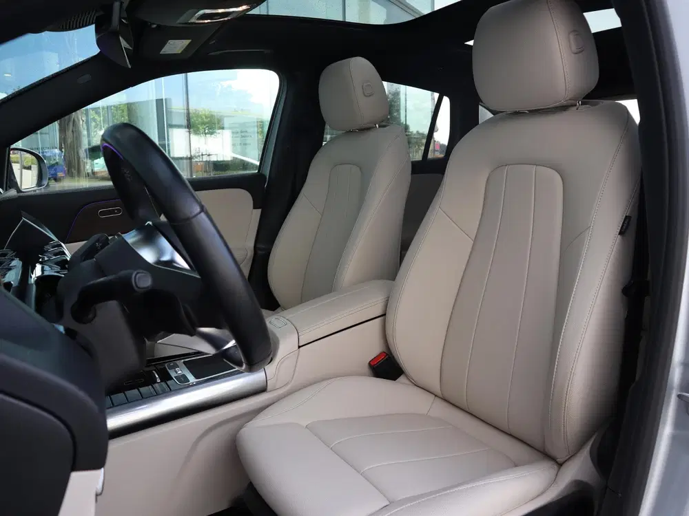 Mercedes-Benz GLA 250 e Star Edition uit 2025, foto 14