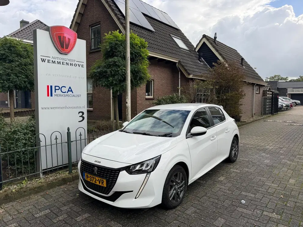 Peugeot 208 1.2 PureTech Allure (bj 2022 uit 2022, foto 4