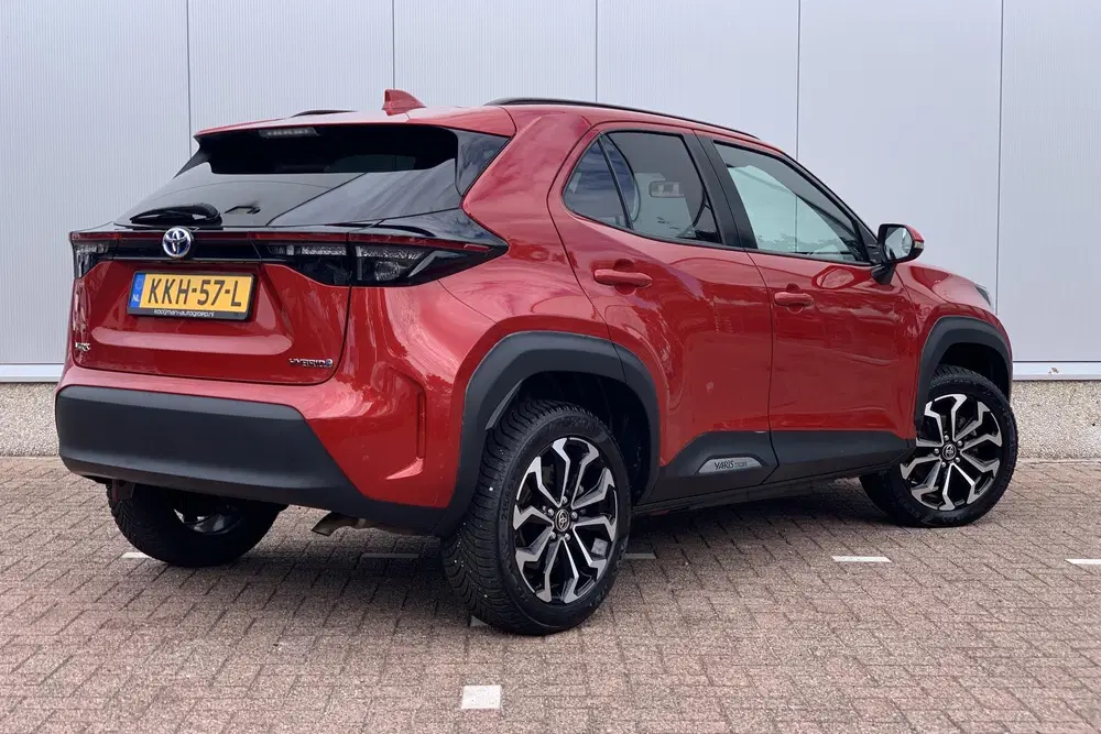 Toyota Yaris Cross 1.5 Hybrid Dynamic uit 2023, foto 2