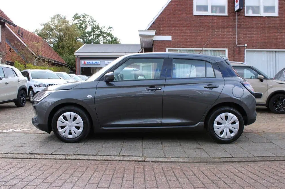 Suzuki Swift 1.2 COMFORT SM.HYB. uit 2026, foto 2