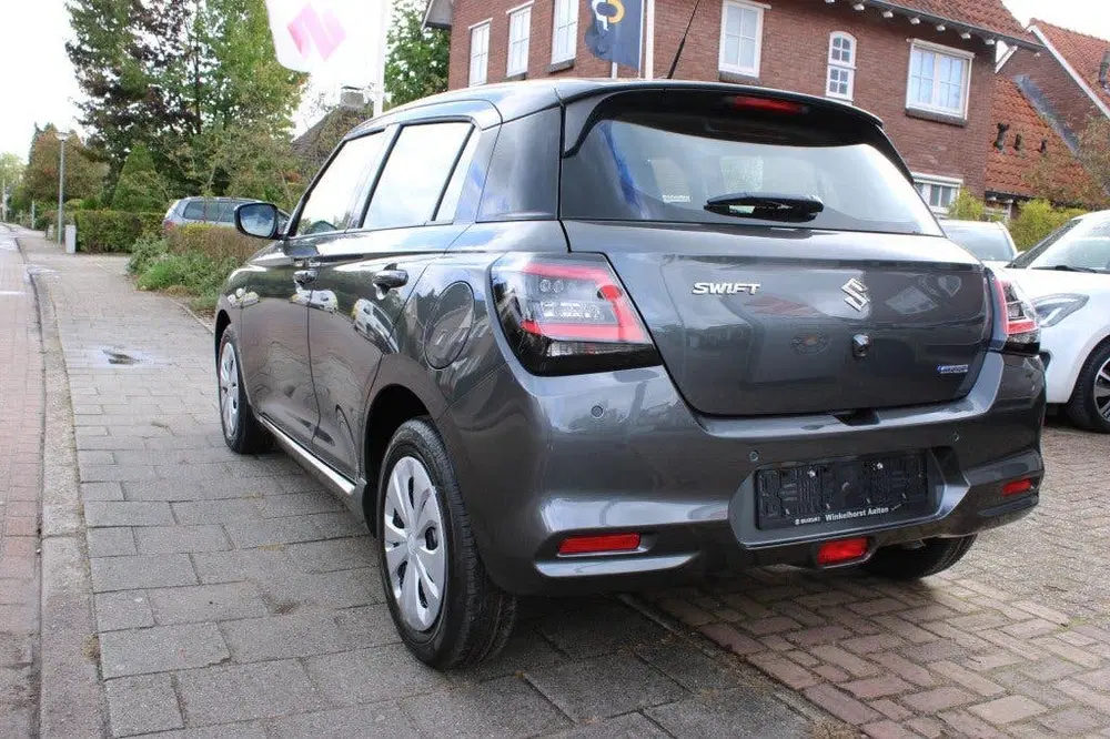 Suzuki Swift 1.2 COMFORT SM.HYB. uit 2026, foto 3