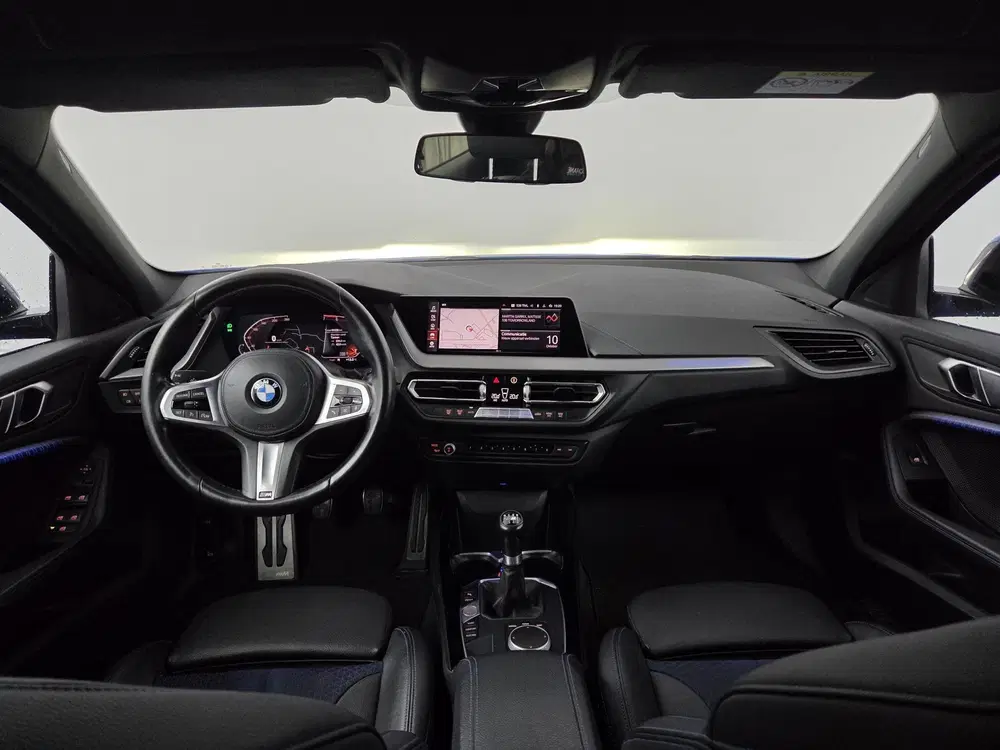 BMW 1-serie 118i M-Sport Edition uit 2021, foto 3