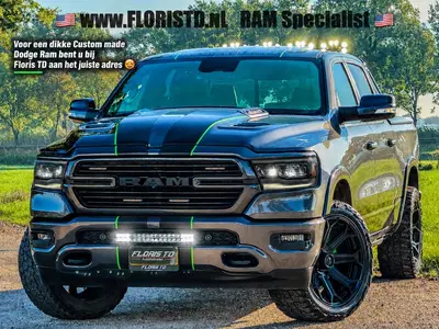 Dodge RAM 5.7L HEMI V8*LARAMIE*SPORT*HELE DIKKE*CUST uit 2020
