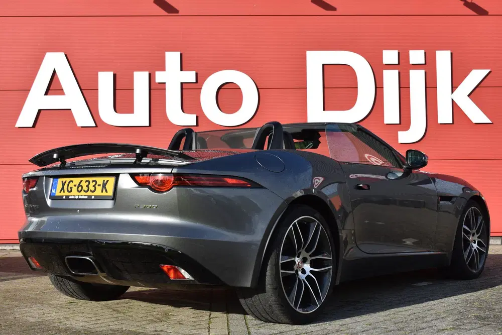 Jaguar F-Type 2.0T R-Dynamic NL Auto uit 2019, foto 4