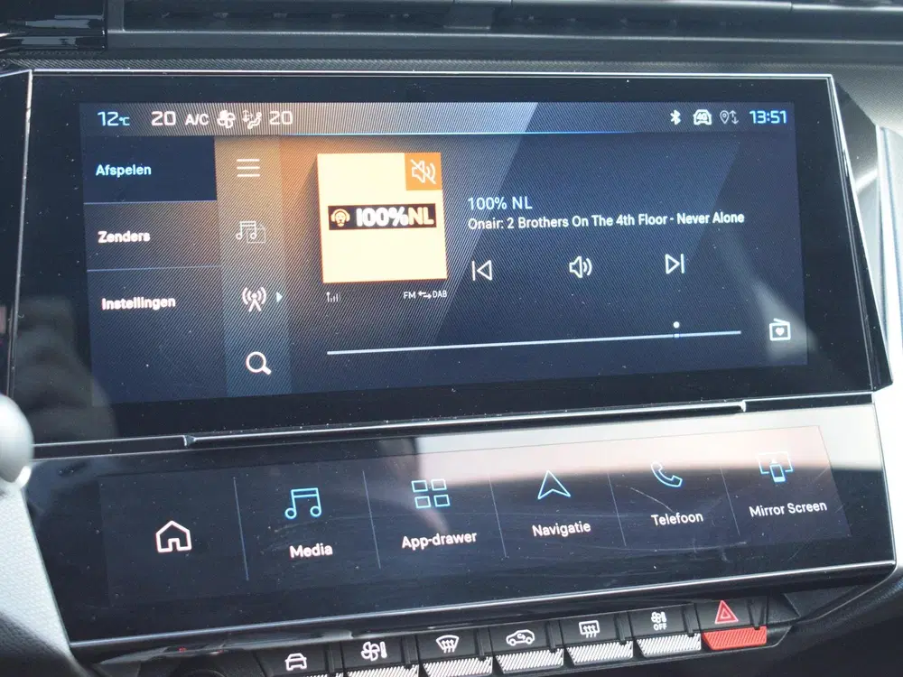 Peugeot 308 1.6 Plug-in Hybrid 195 GT ALCANTARA EXECUT uit 2026, foto 12