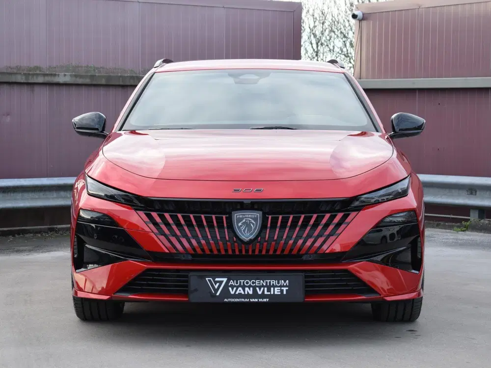 Peugeot 308 1.6 Plug-in Hybrid 195 GT ALCANTARA EXECUT uit 2026, foto 5