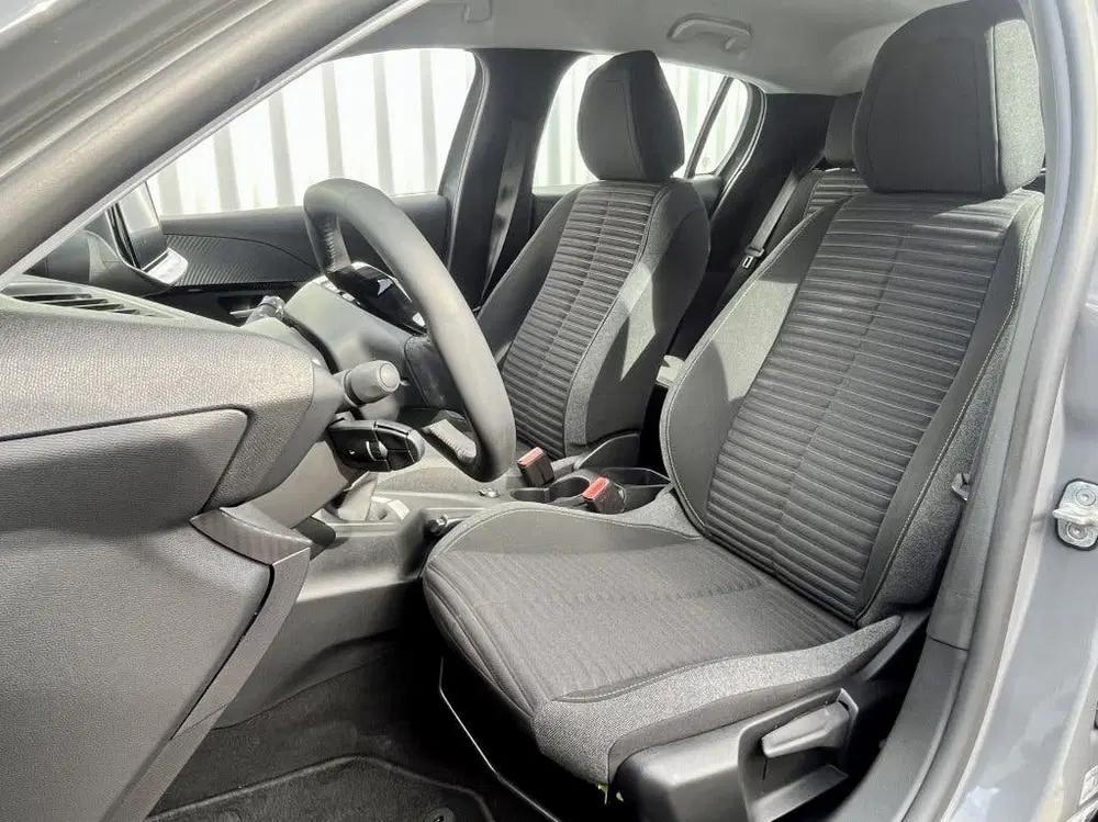 Peugeot 208 1.2 PT 75 Active uit 2024, foto 5