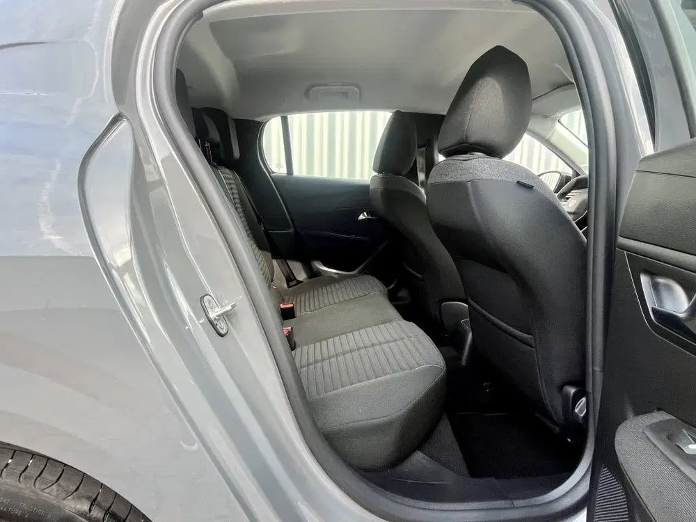 Peugeot 208 1.2 PT 75 Active uit 2024, foto 8