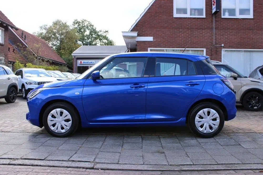 Suzuki Swift 1.2 COMFORT SM.HYB. uit 2026, foto 2