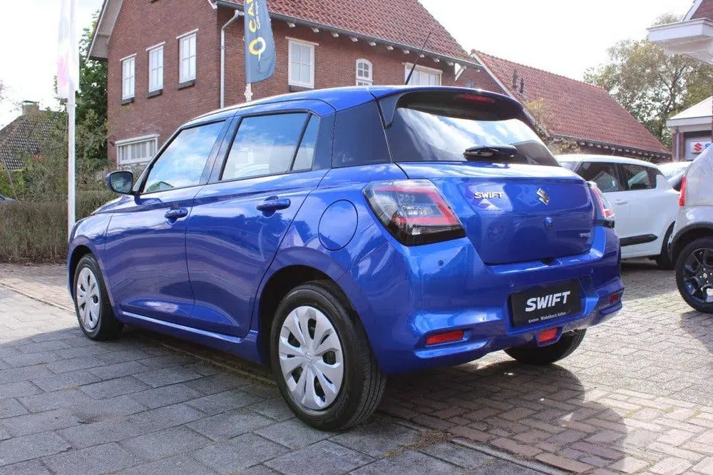 Suzuki Swift 1.2 COMFORT SM.HYB. uit 2026, foto 3