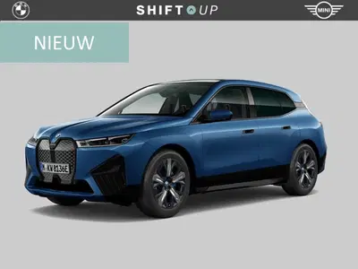 BMW iX xDrive50 Skylounge uit 2022