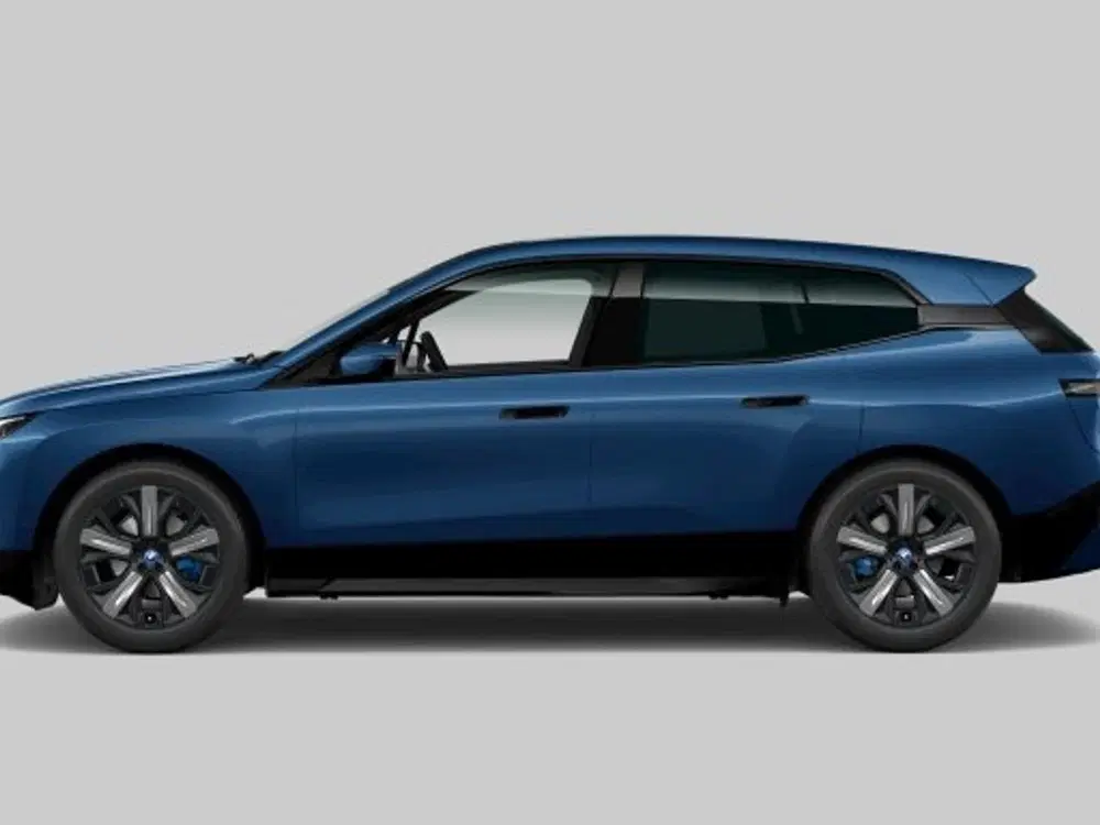 BMW iX xDrive50 Skylounge uit 2022, foto 4