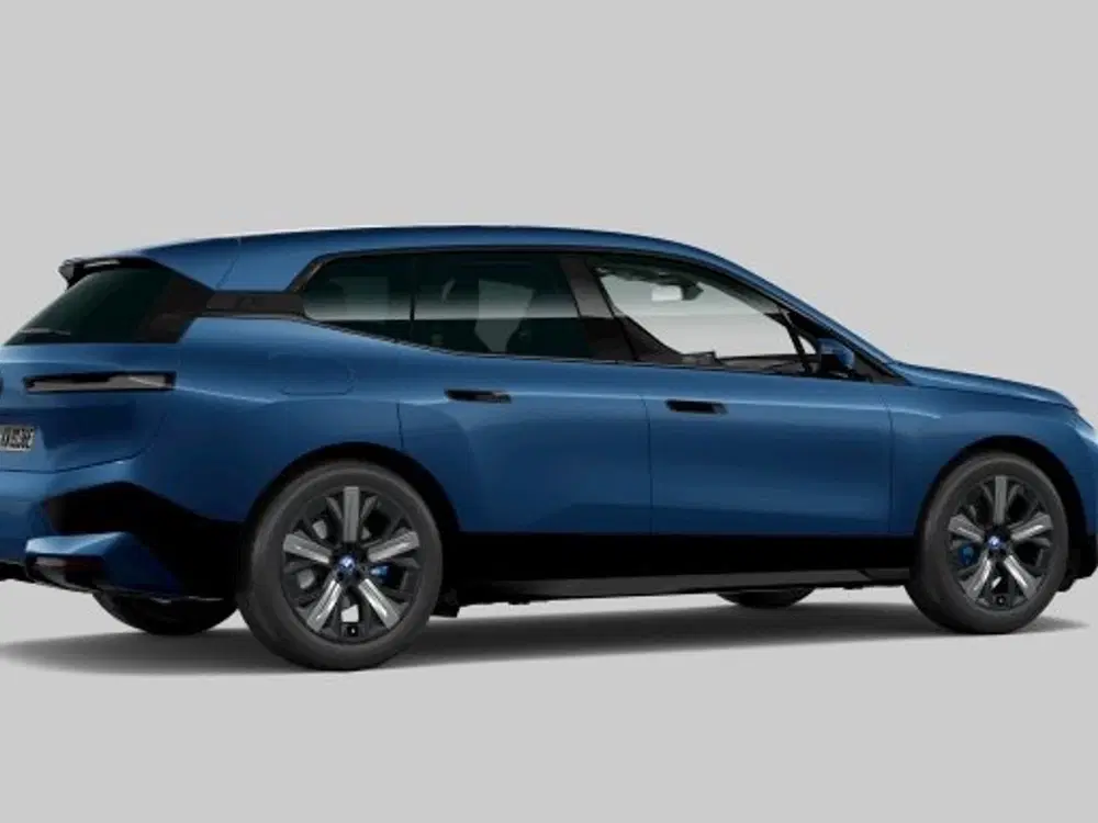 BMW iX xDrive50 Skylounge uit 2022, foto 6