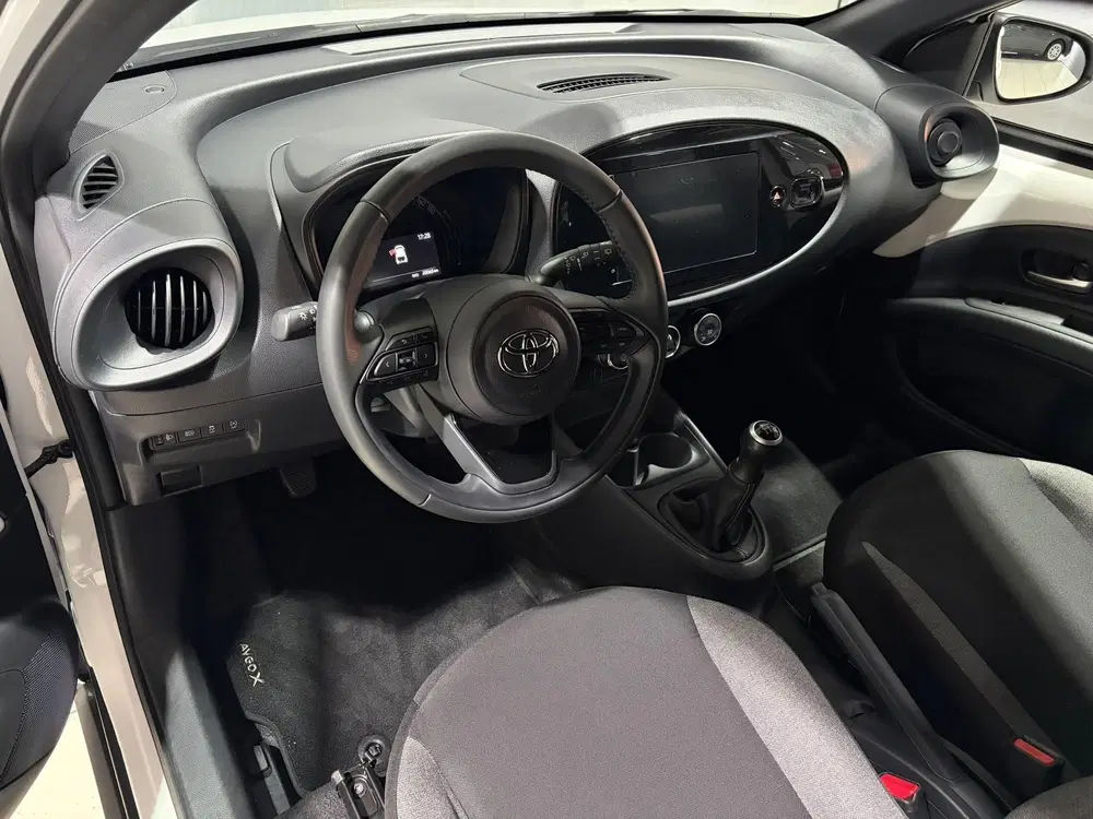 Toyota Aygo X 1.0 VVT-i MT Play BTW Auto Orgineel Nederl uit 2025, foto 9
