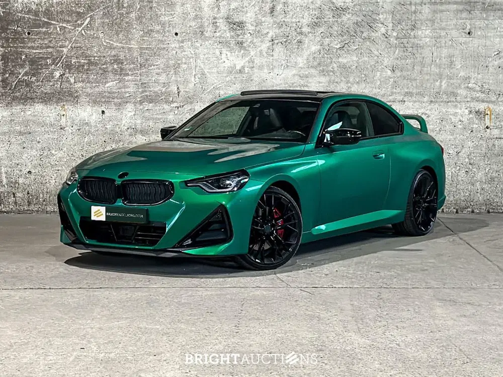 BMW 2-serie 2 Serie Coupé M240i xDrive High Executive uit 2022