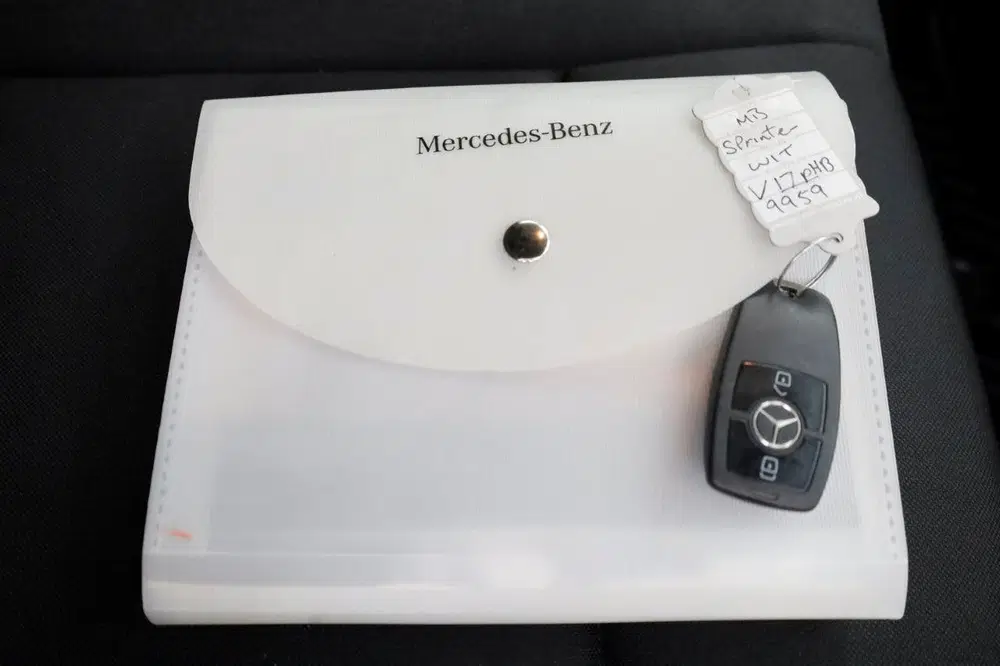 Mercedes-Benz Sprinter 319 CDI 3.0 V6 190pk E6 L2H2 7G Autom uit 2019, foto 6
