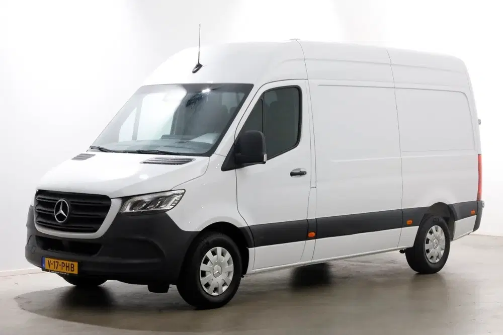Mercedes-Benz Sprinter 319 CDI 3.0 V6 190pk E6 L2H2 7G Autom uit 2019, foto 8