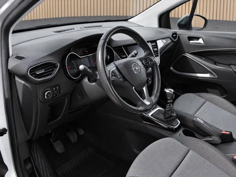 Opel Crossland 1.2 Turbo Business Elegance CAMERA uit 2023, foto 3