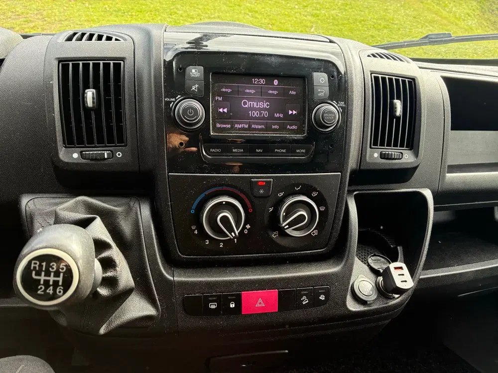 Peugeot Boxer GB L2h2 Bluehdi 120PK S&S 2020 Wit uit 2020, foto 12