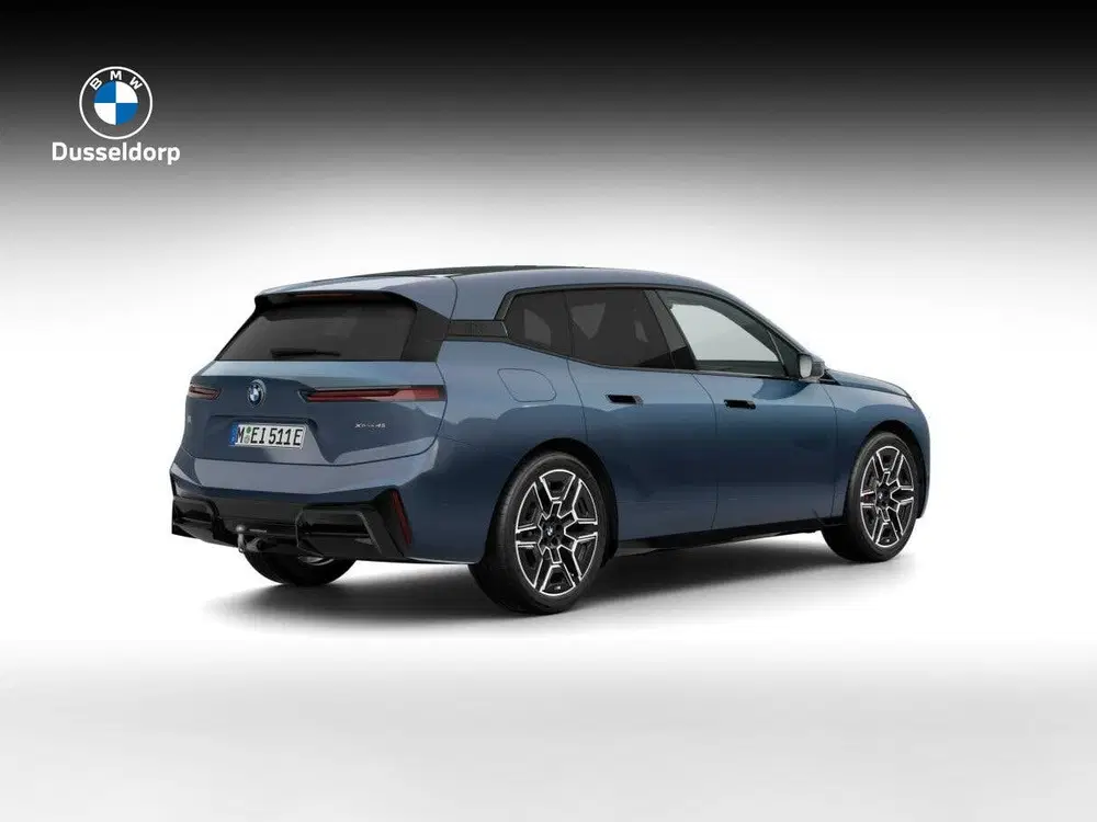 BMW iX xDrive45 101 kWh M Sport Pro uit 2026, foto 2