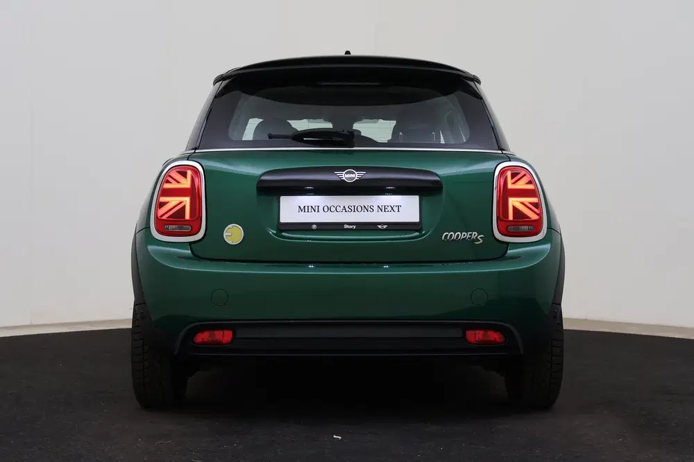 Mini Electric Classic uit 2022, foto 5