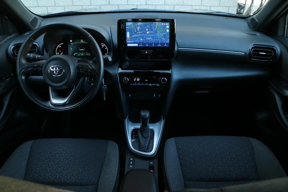 Toyota Yaris Cross 1.5 Hybrid Dynamic uit 2023, foto 12
