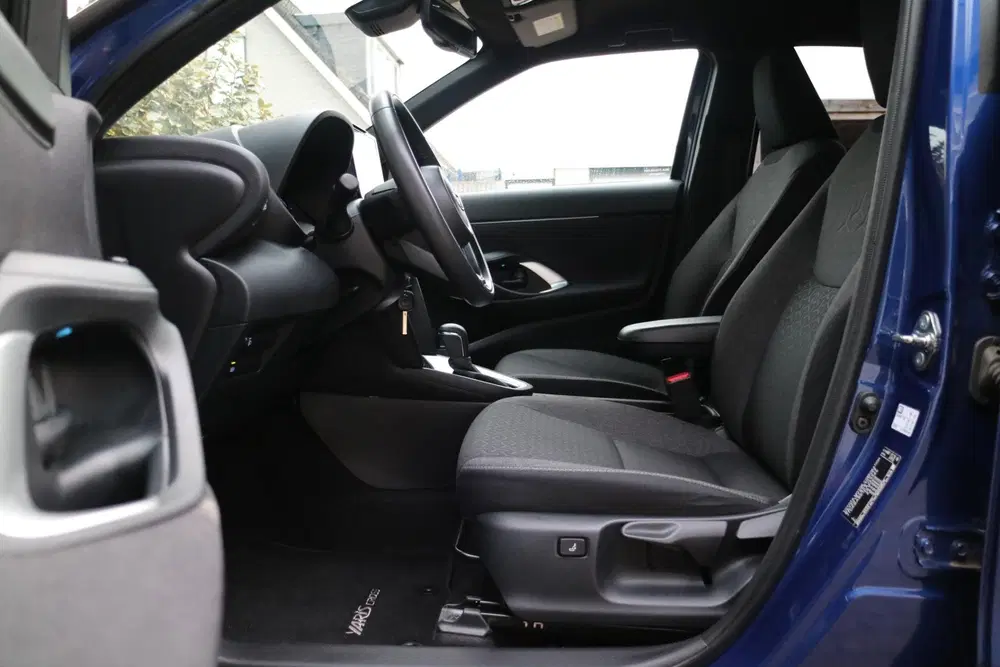 Toyota Yaris Cross 1.5 Hybrid Dynamic uit 2023, foto 8